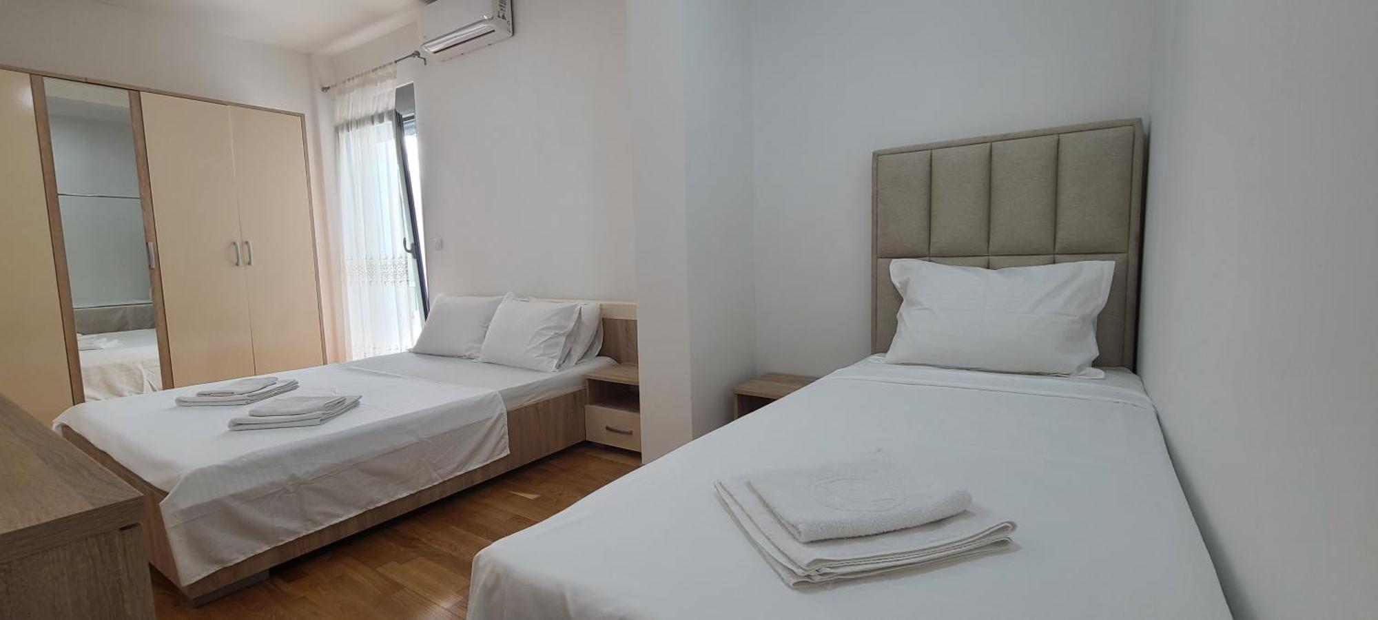 Ambassador & Ambassador Lux Apartments Ulcinj Bilik gambar