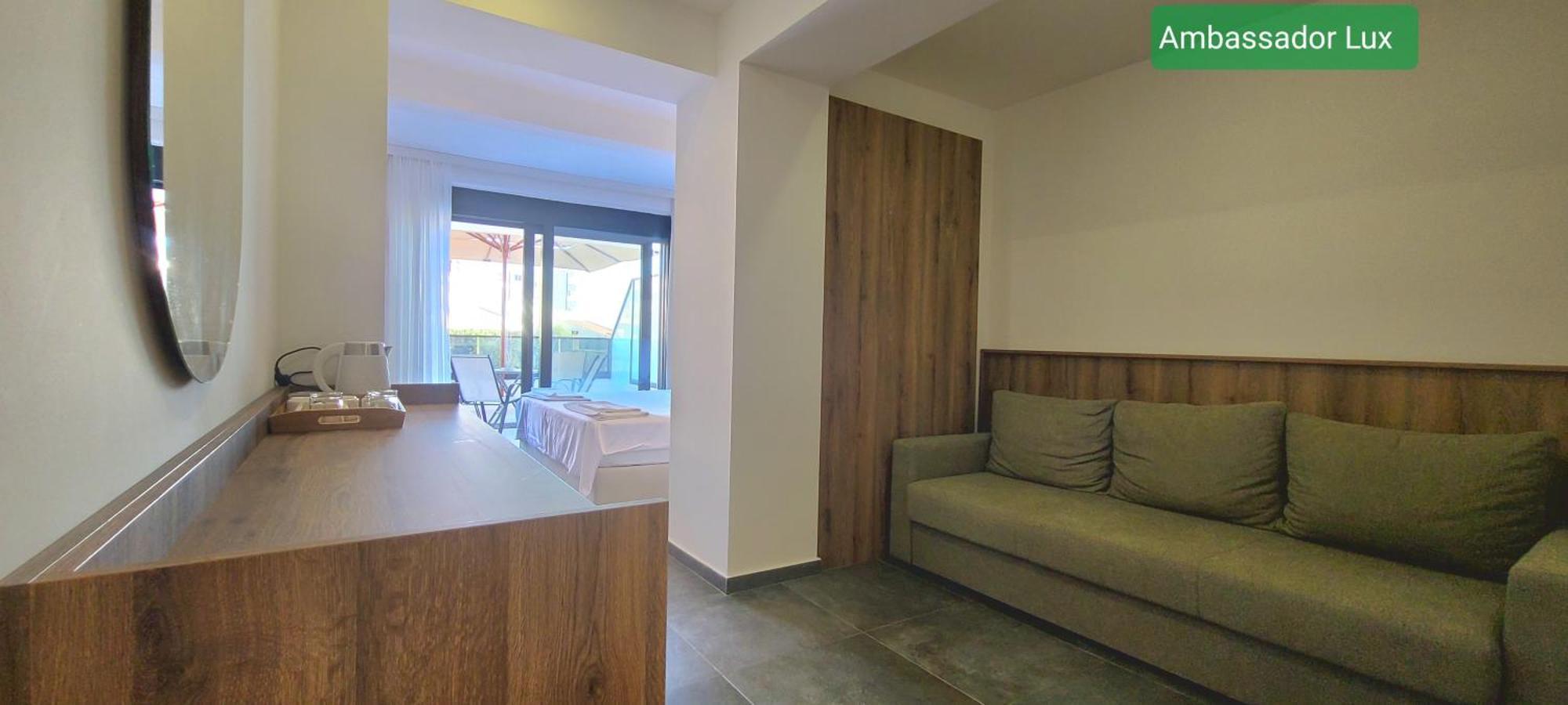 Ambassador & Ambassador Lux Apartments Ulcinj Luaran gambar
